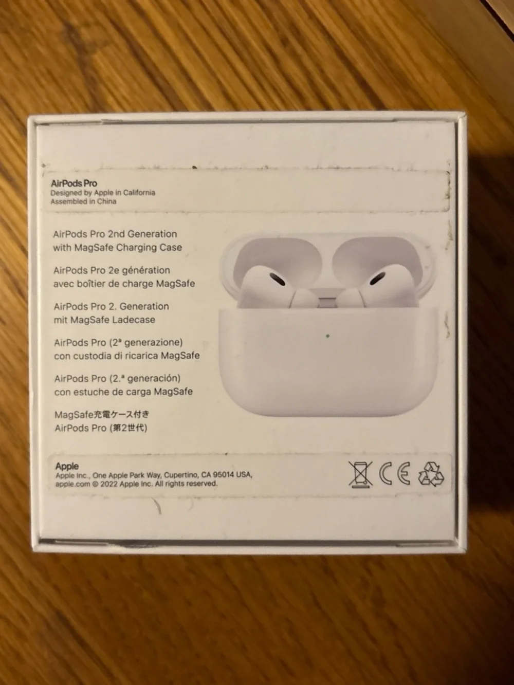 Apple AirPods Pro (White) Wireless Noise-Cancelling Earbuds BOX